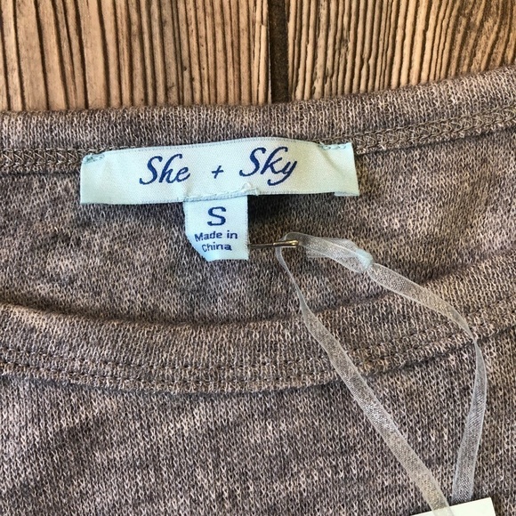 Nwt She + Sky Leopard Sequin Gray Sweater Small - Picture 5 of 6